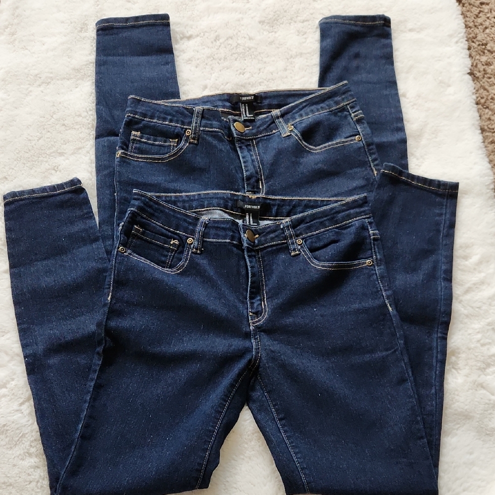 Women's Blue Jeans Forever 21 Bundlw Skinny Jeans Size 26/27